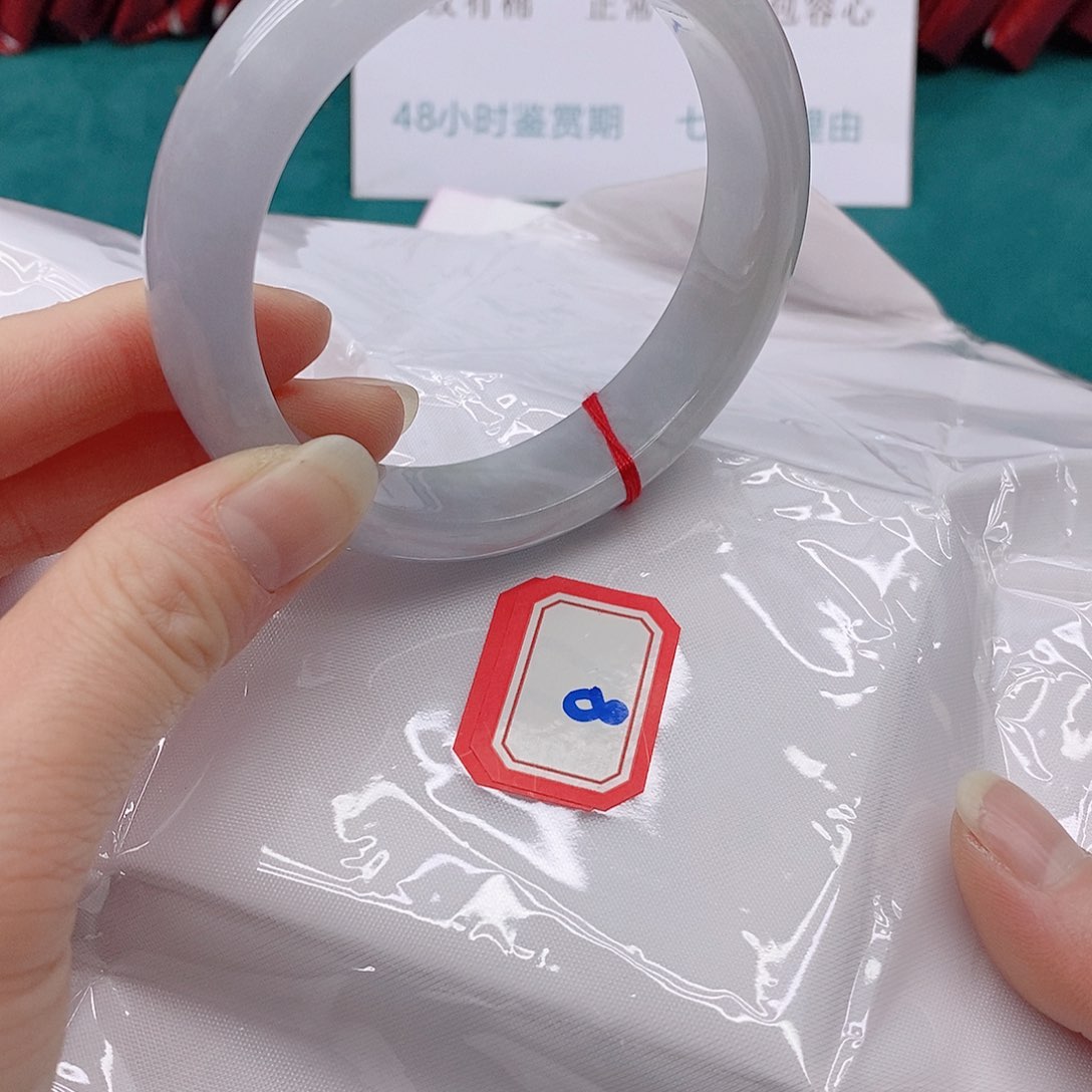 翡翠手镯未镶嵌用****80888888888