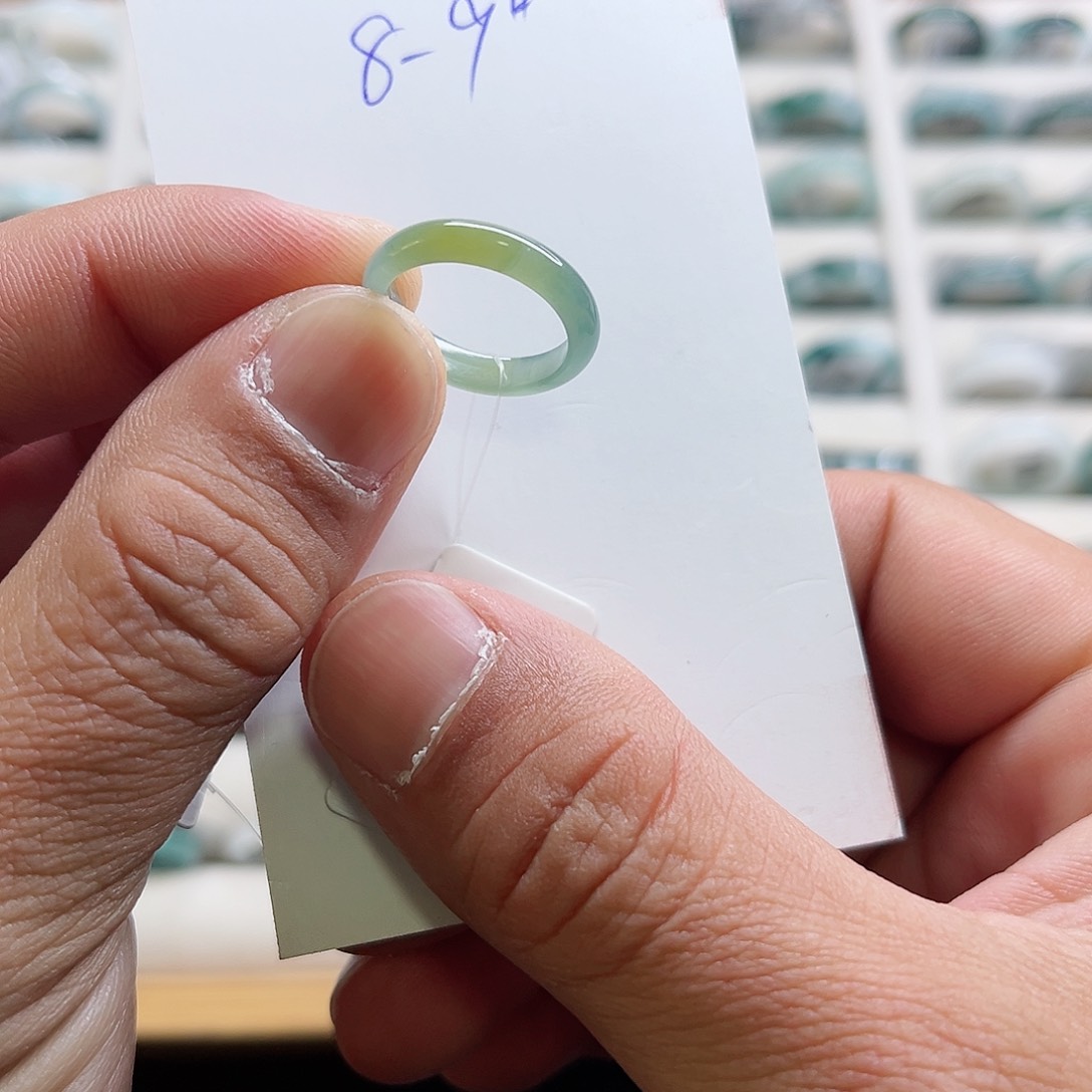 翡翠戒指未镶嵌戒指