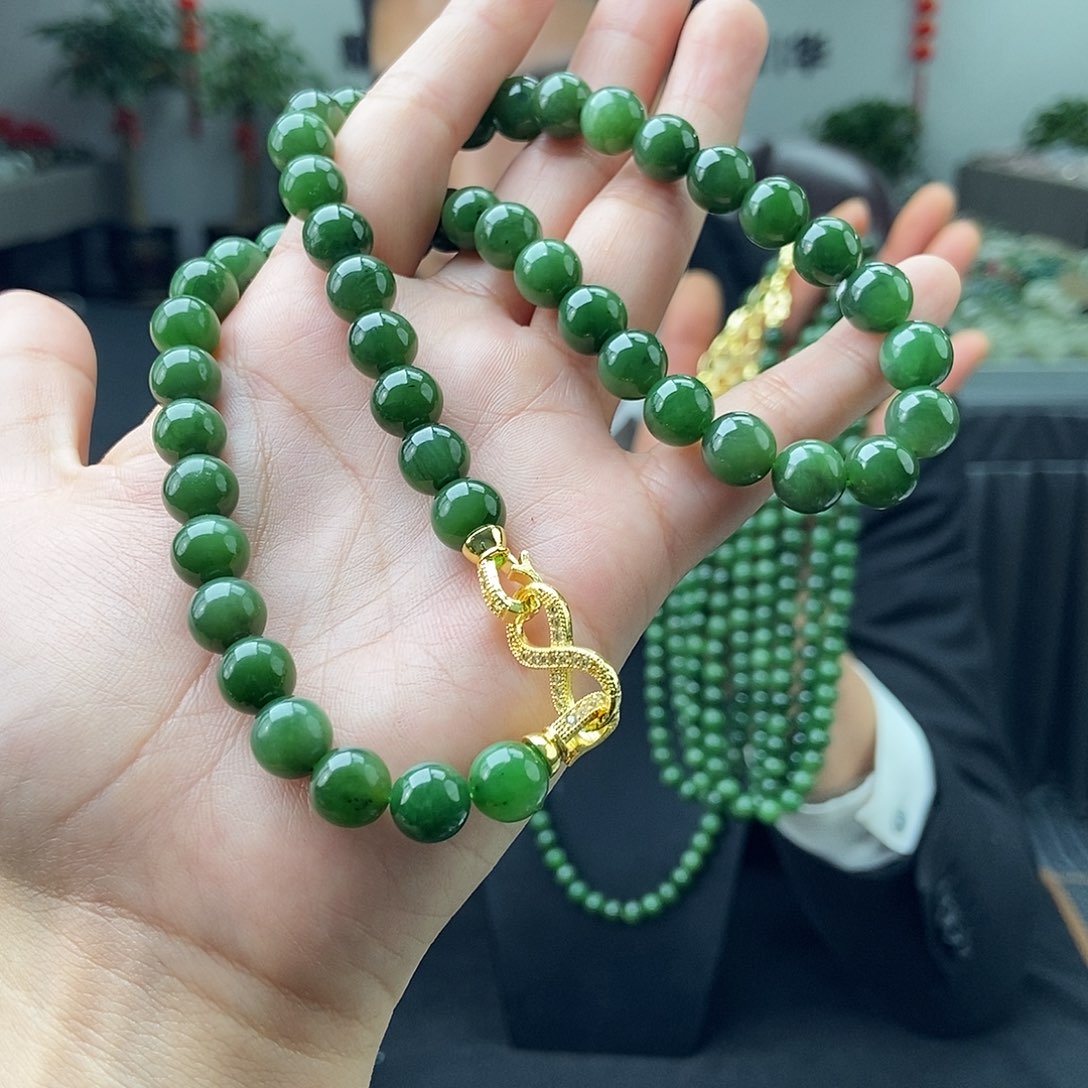 和田玉颜色多样性发拍一发一未镶嵌