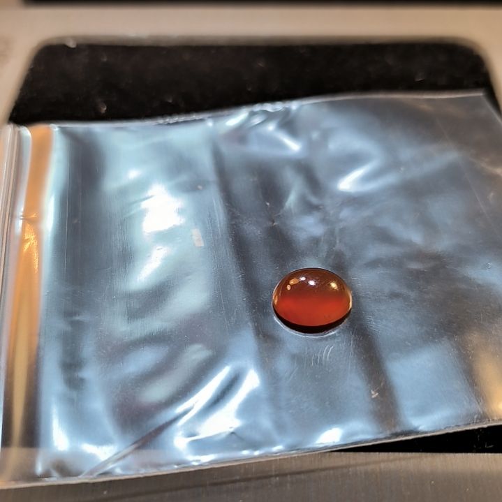 相***石英岩玉未镶嵌戒面