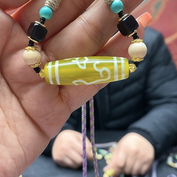 玛瑙/玉髓颈饰合金