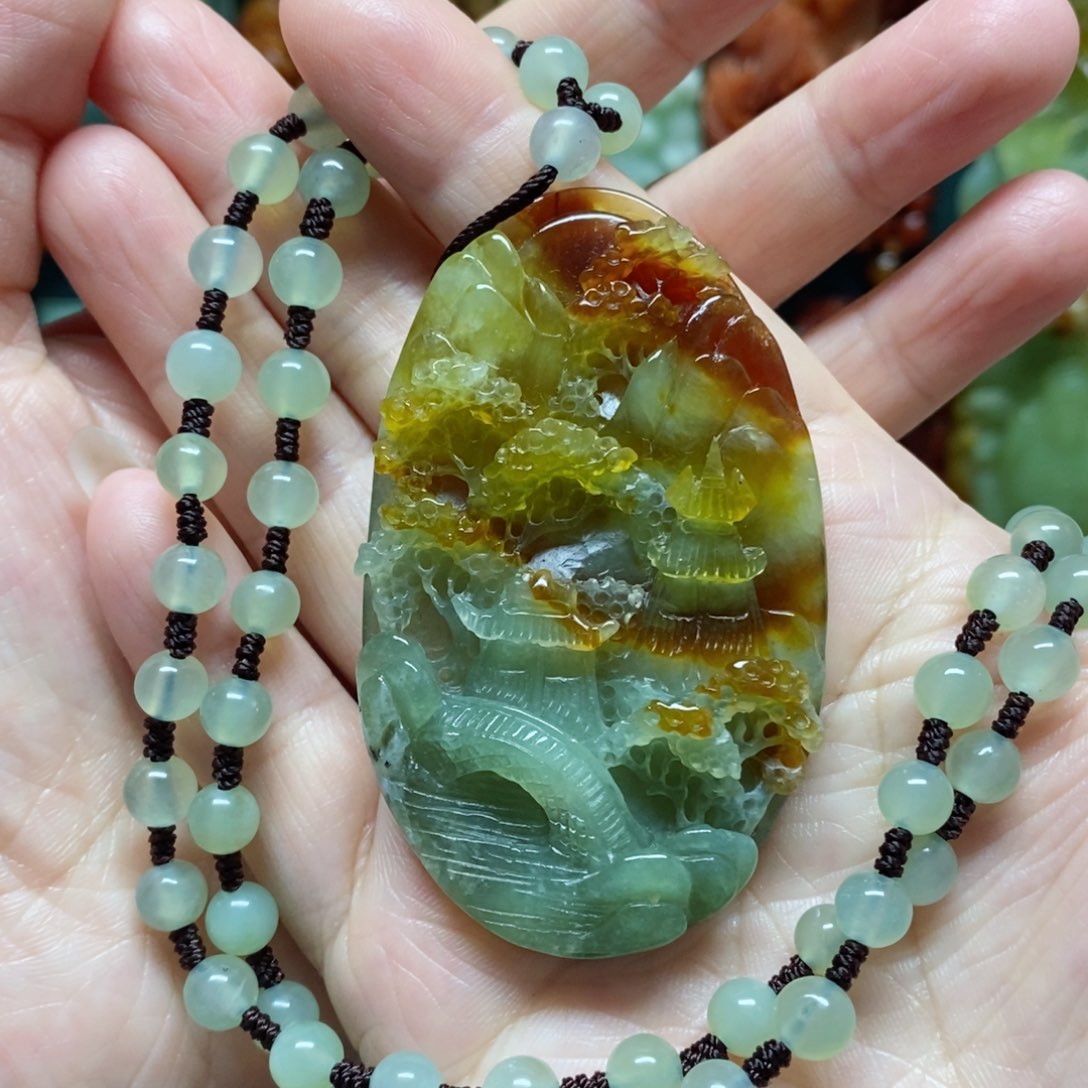 岫玉吊坠(赠链)未镶嵌