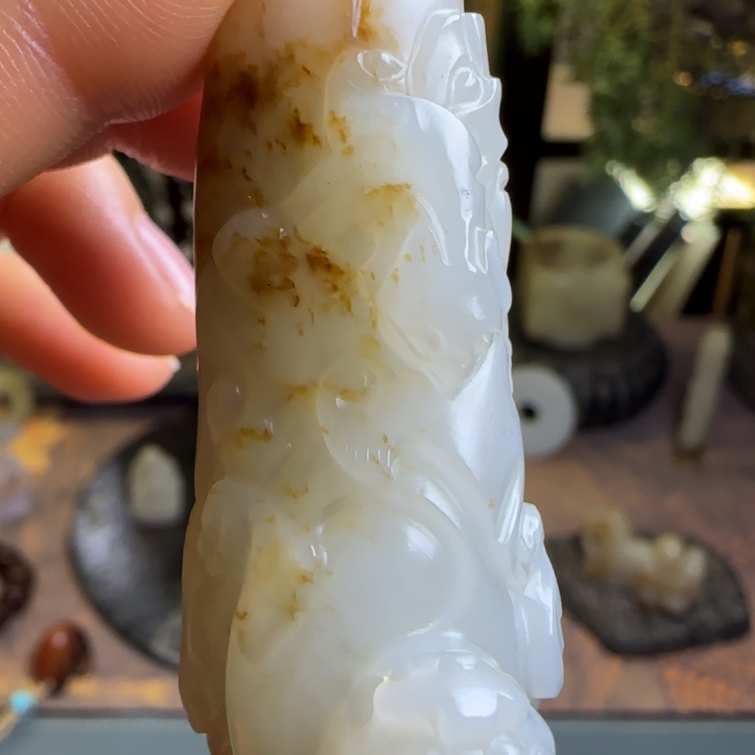和田玉（糖玉）未镶嵌颈饰渔**玉