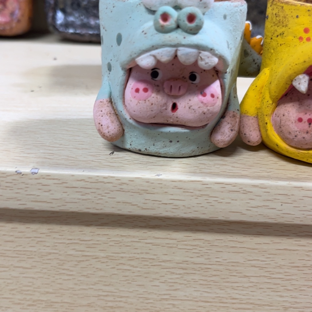 殷***婆泥塑古镇炻陶花盆