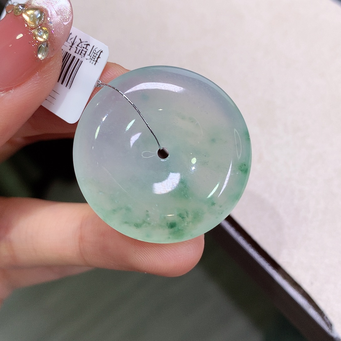 翡翠未镶嵌颈饰30.4-6.7