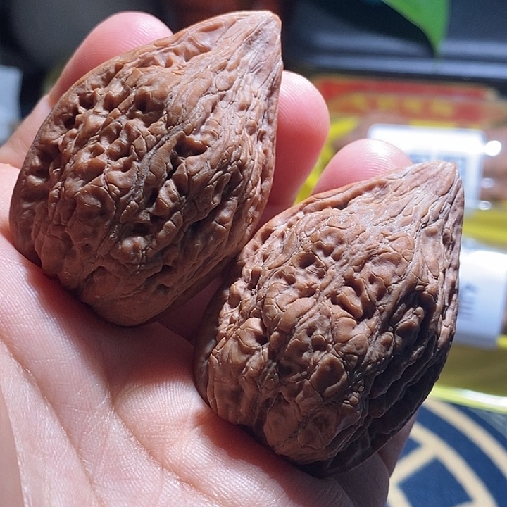 【闪购商品】吊坠文玩核桃坐佛