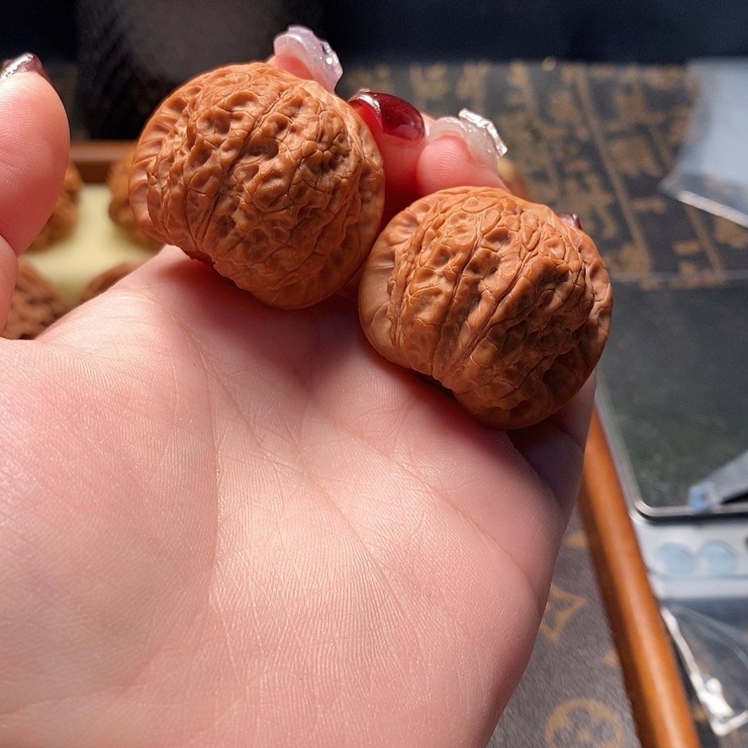 桃核把件全品血麒麟37