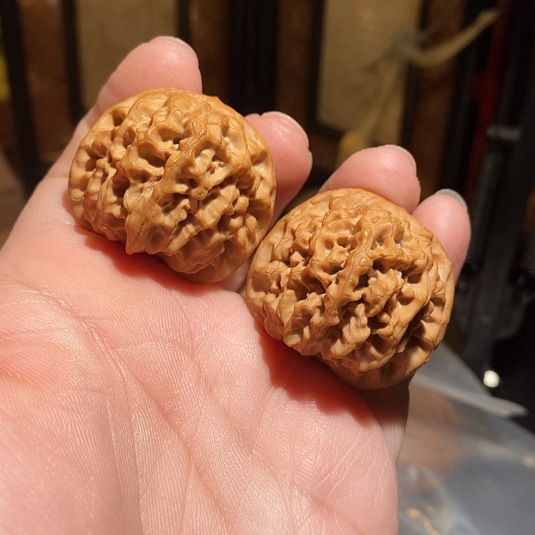 文玩核桃把件38秦闷微修