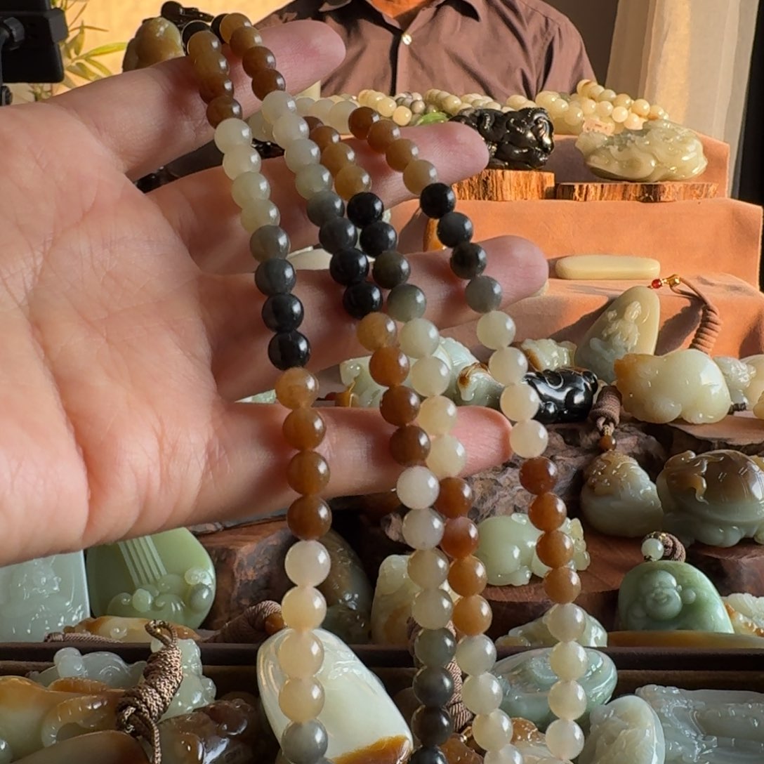 和田玉（糖玉）未镶嵌手链