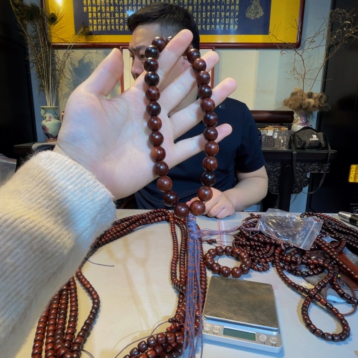 檀香紫檀（小叶紫檀）1.2金刚黑手持