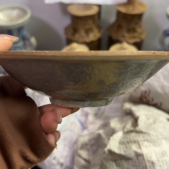 瓷片团*青花杯一件完整