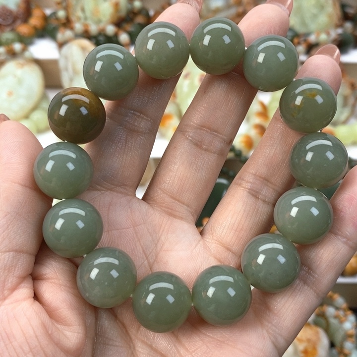 【闪购商品】透闪石质玉手串未镶嵌