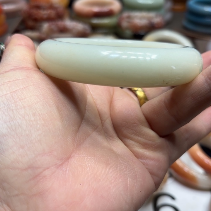 青***筝石英岩玉合金颈饰