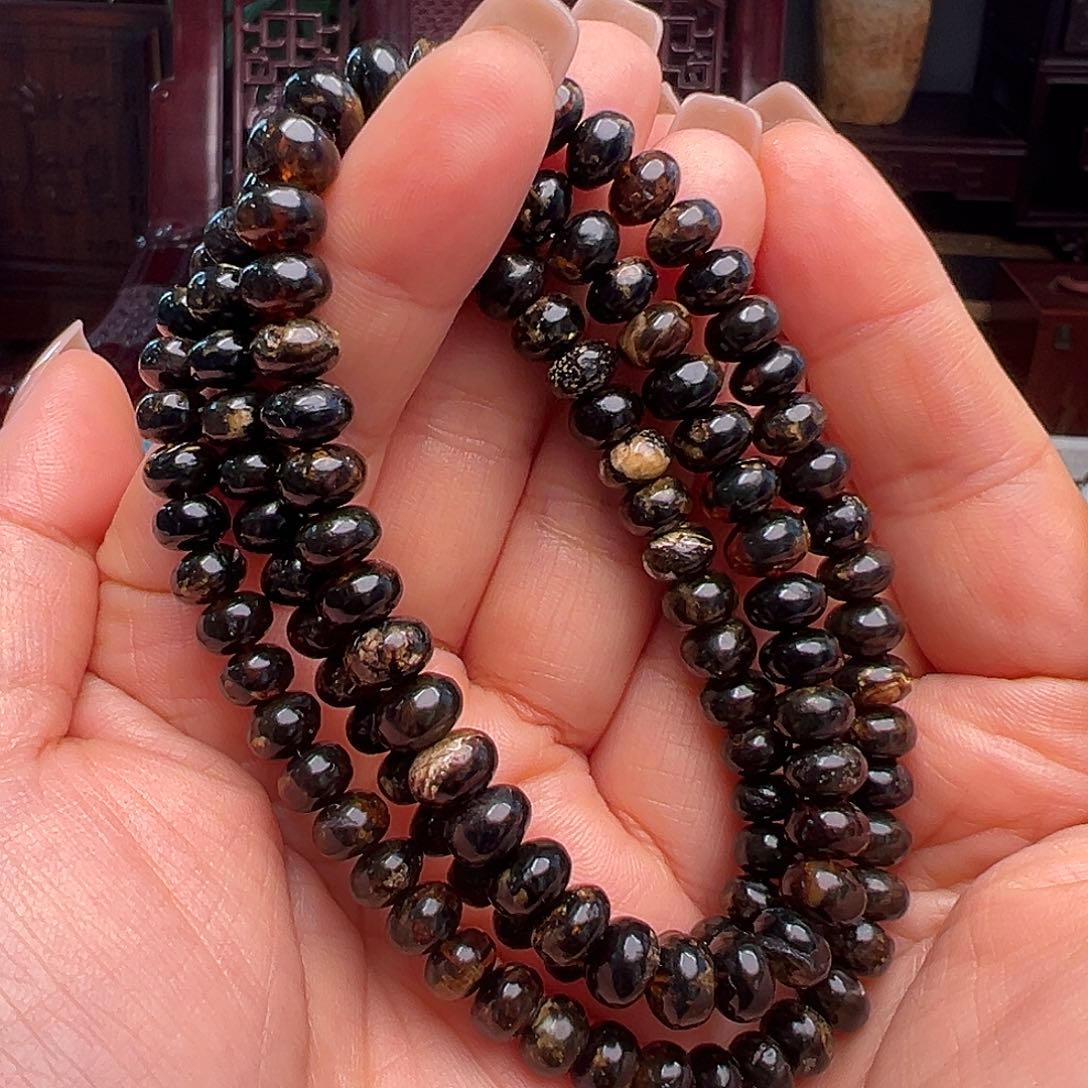 琥珀裸石未镶嵌抚顺琥珀021213。7m m