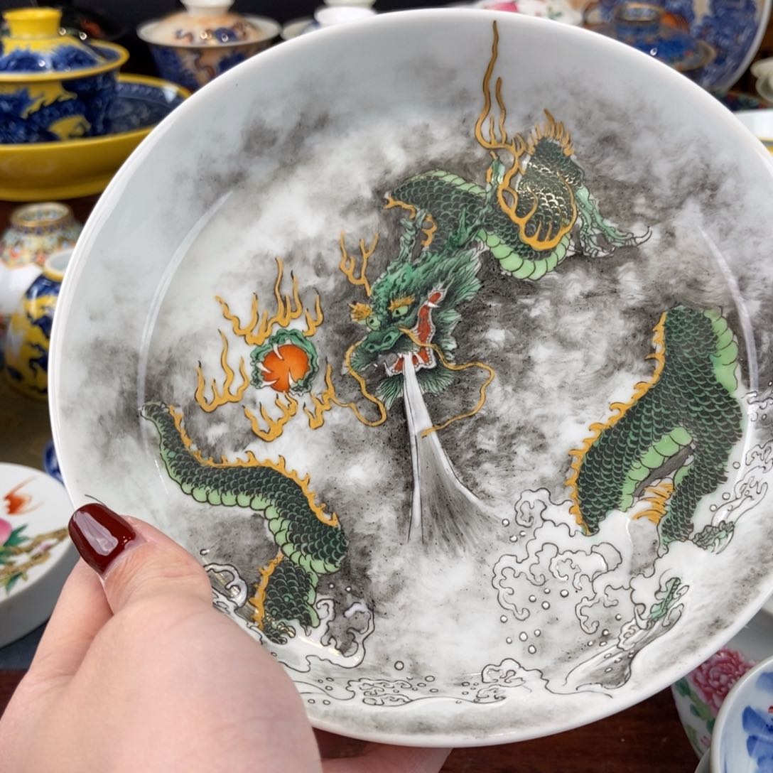陶瓷艺术家的作品是一