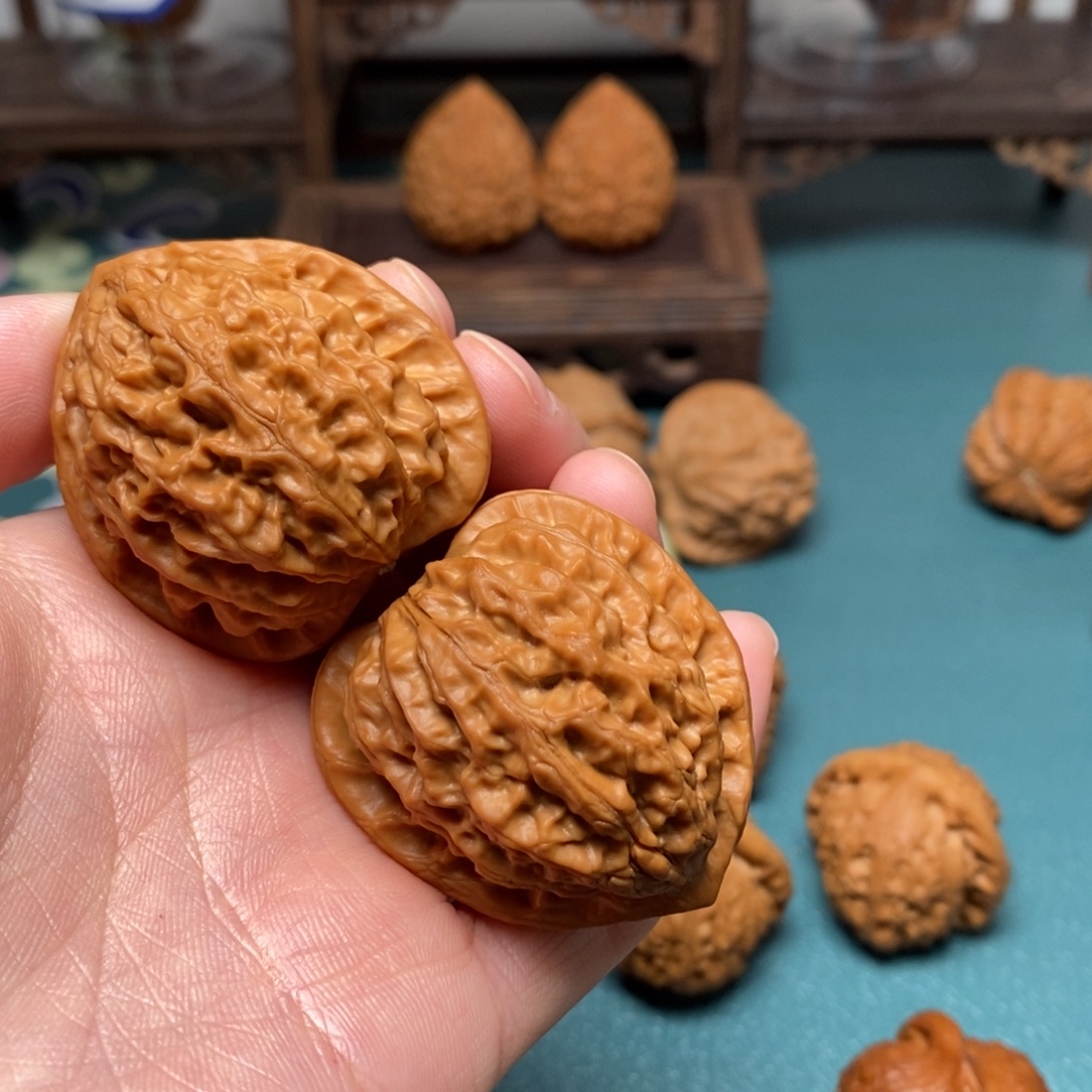 丹***丹核桃39尺全品金牛