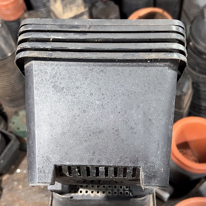 塑料口径17.5 高度12 黑方一组10个