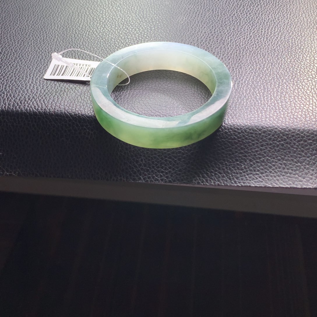 定制翡翠未镶嵌翡翠手镯54-55正。冰飘花