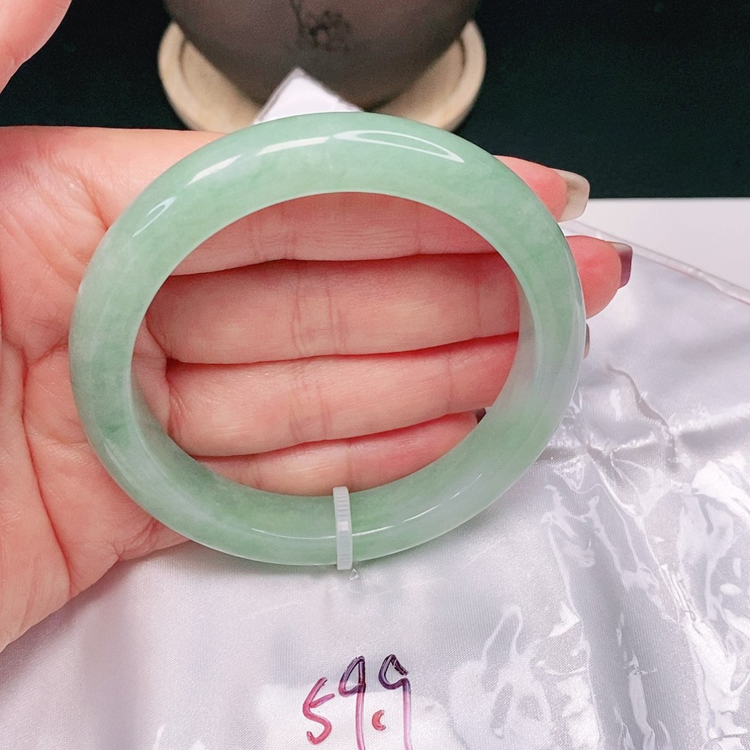 【闪购商品】翡翠手镯未镶嵌正