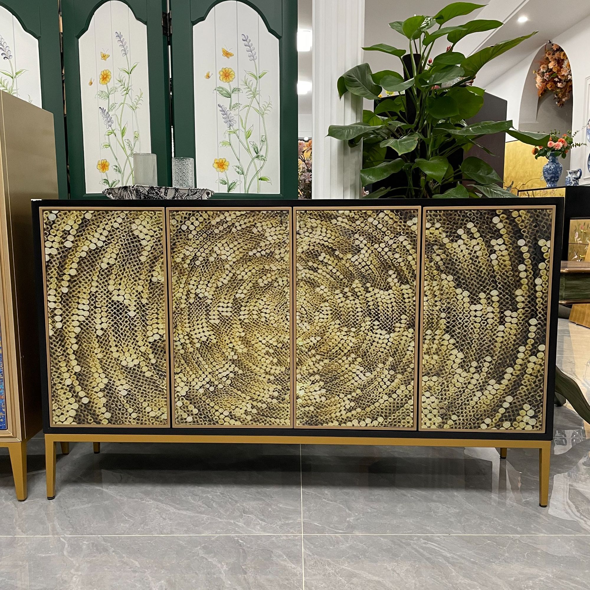 金碧辉煌客厅餐边柜玄关柜鞋柜