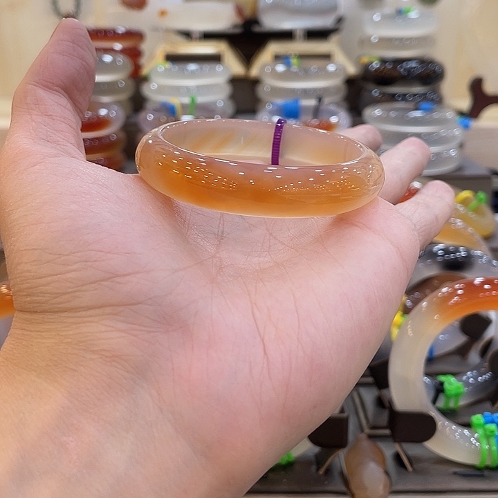 玛瑙/玉髓未镶嵌手镯3