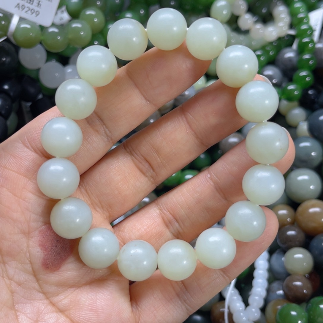 未镶嵌手链和田玉