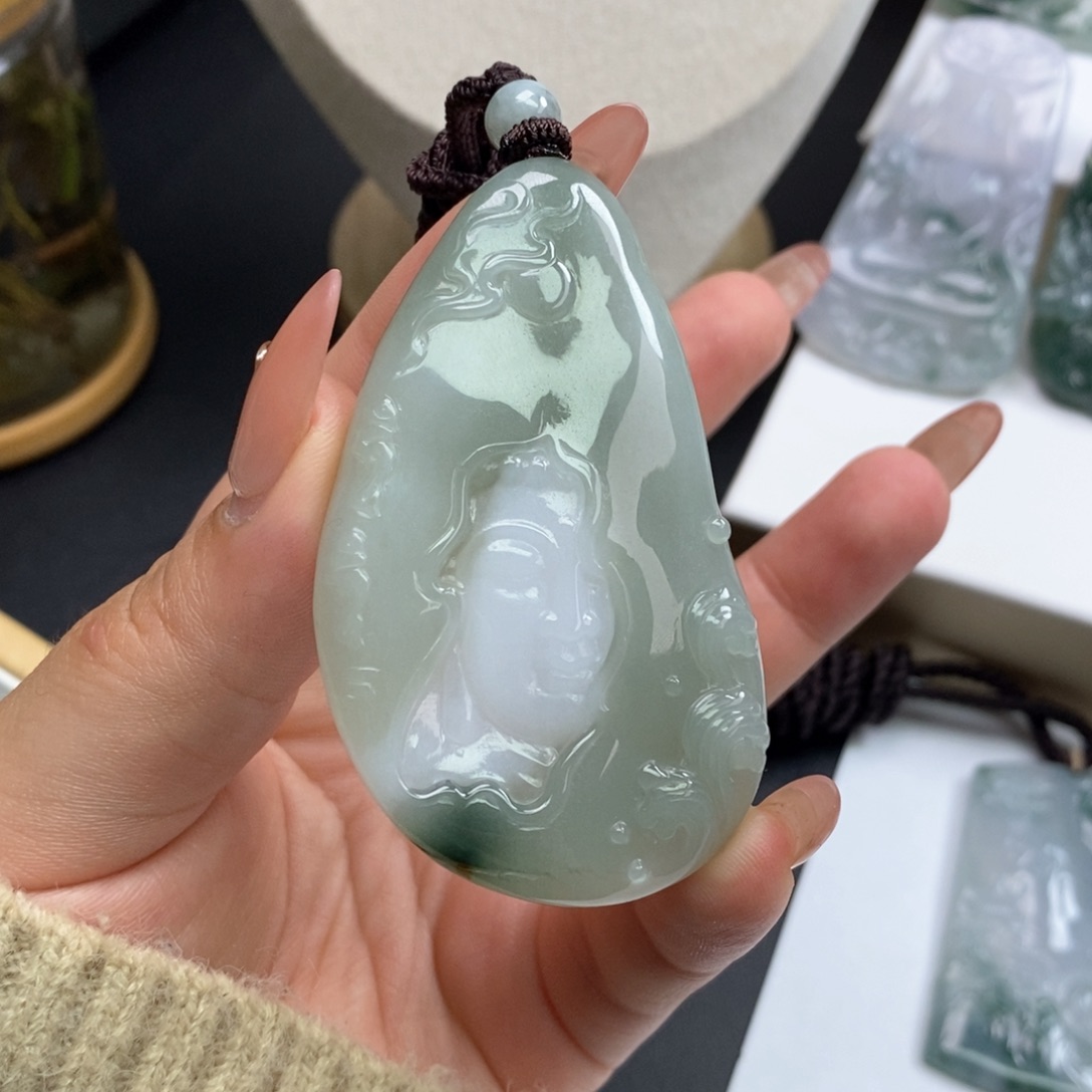 翡翠颈饰未镶嵌缅甸天然A货翡翠