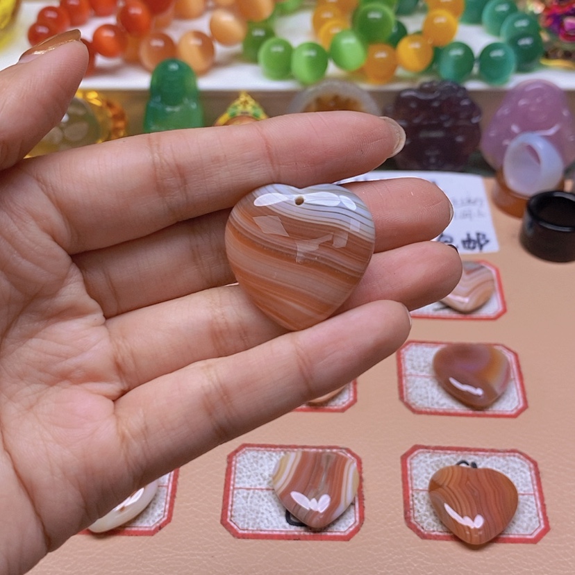 【闪购商品】玛瑙/玉髓颈饰未镶嵌娜*