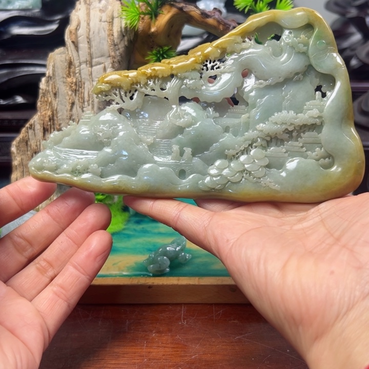 翡翠摆件未镶嵌翡翠