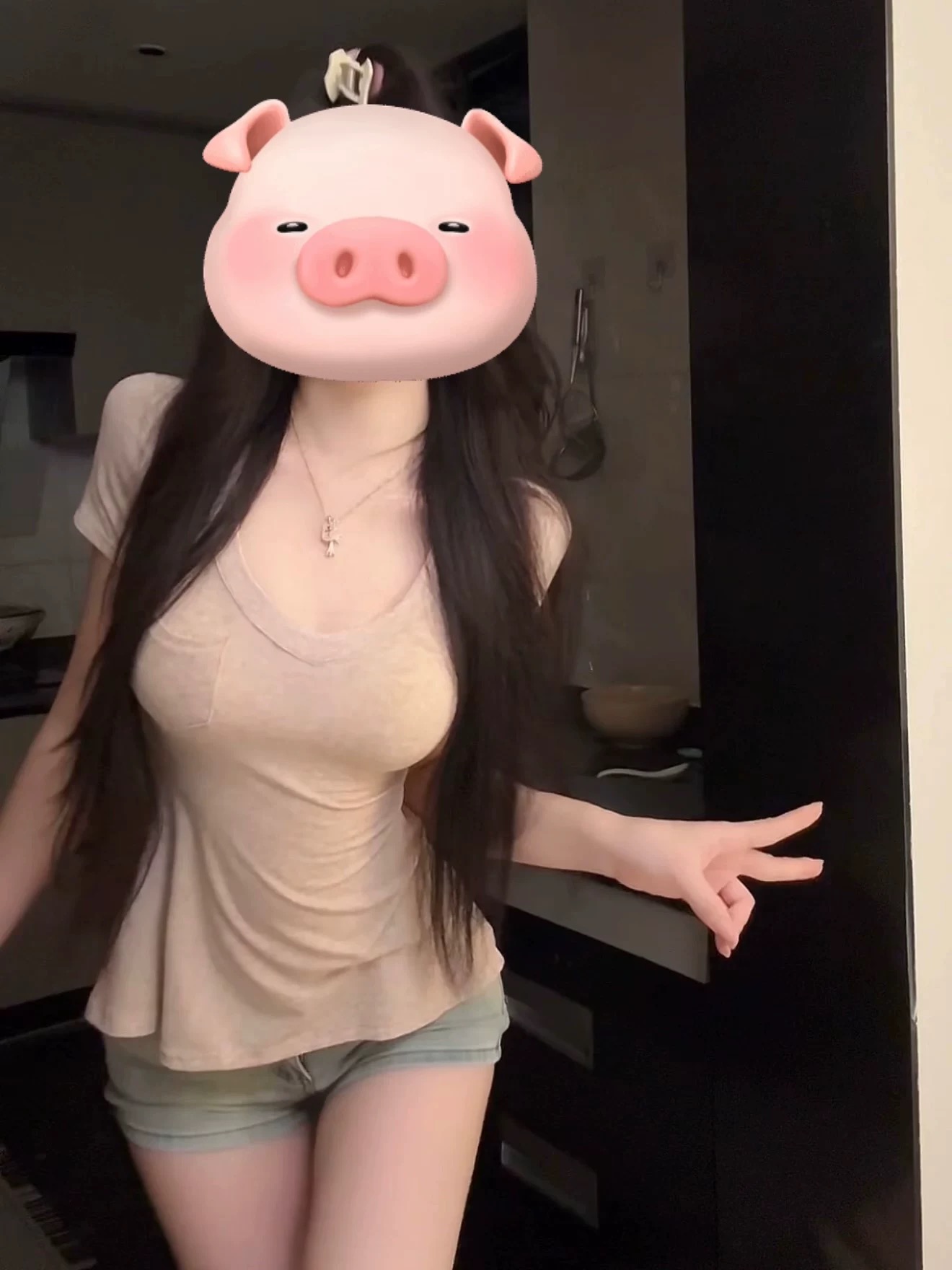 漫不经心美女感*纯欲微透清凉掐腰V简约慵懒短袖上衣女