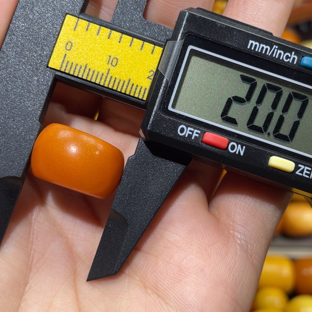 蜜蜡未镶嵌裸石饼子