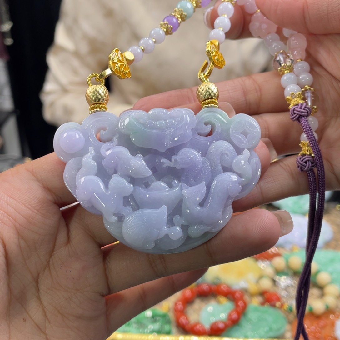 翡翠颈饰未镶嵌代编织