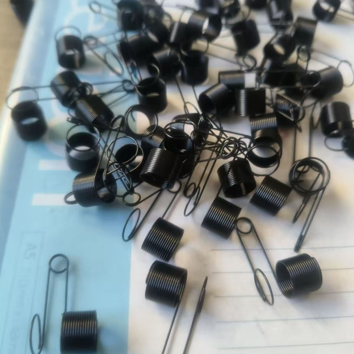 双面呢暗缝机通用型挑线簧