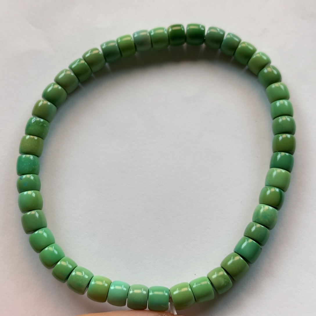 绿松石手串未镶嵌