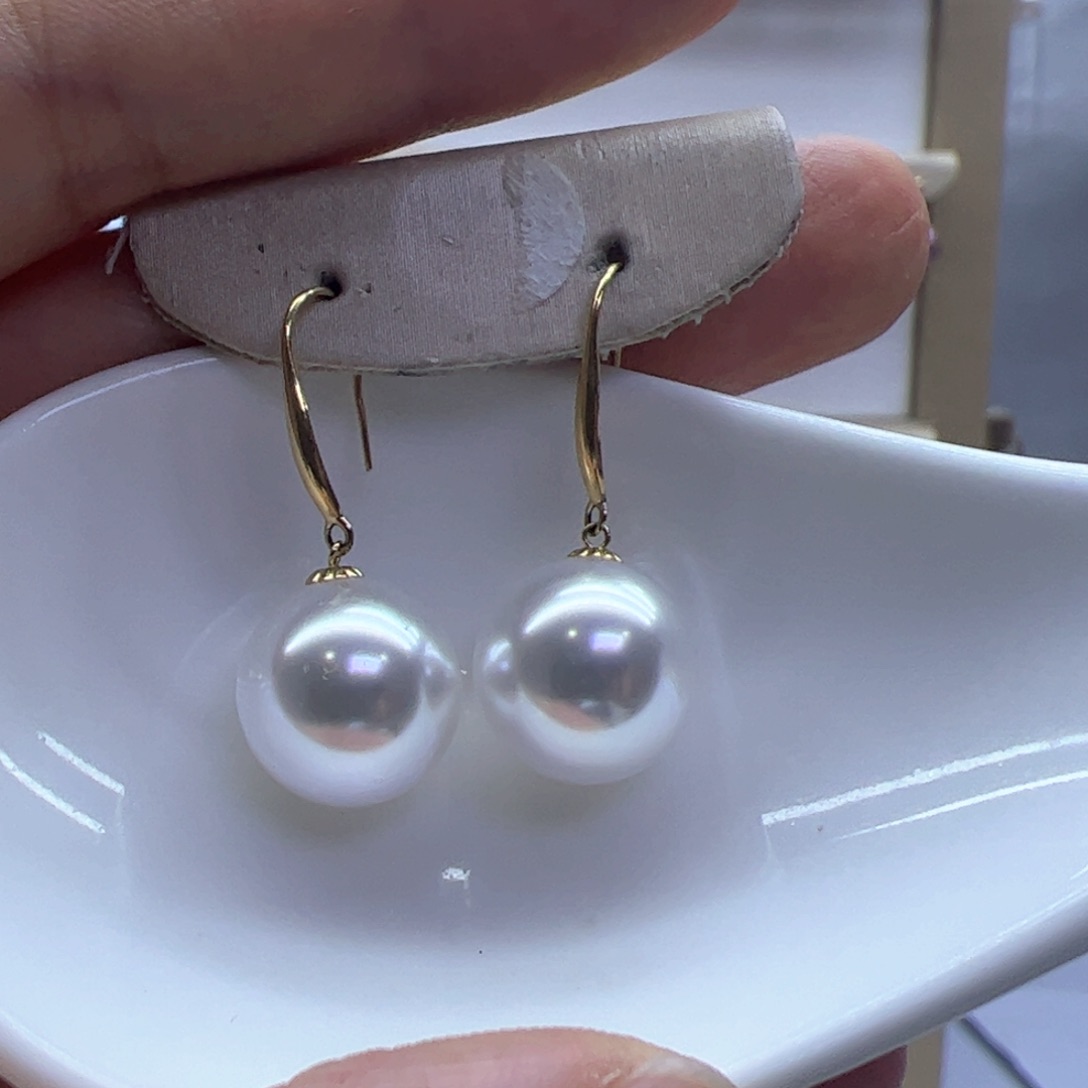 18K金镶嵌淡水珍珠耳饰