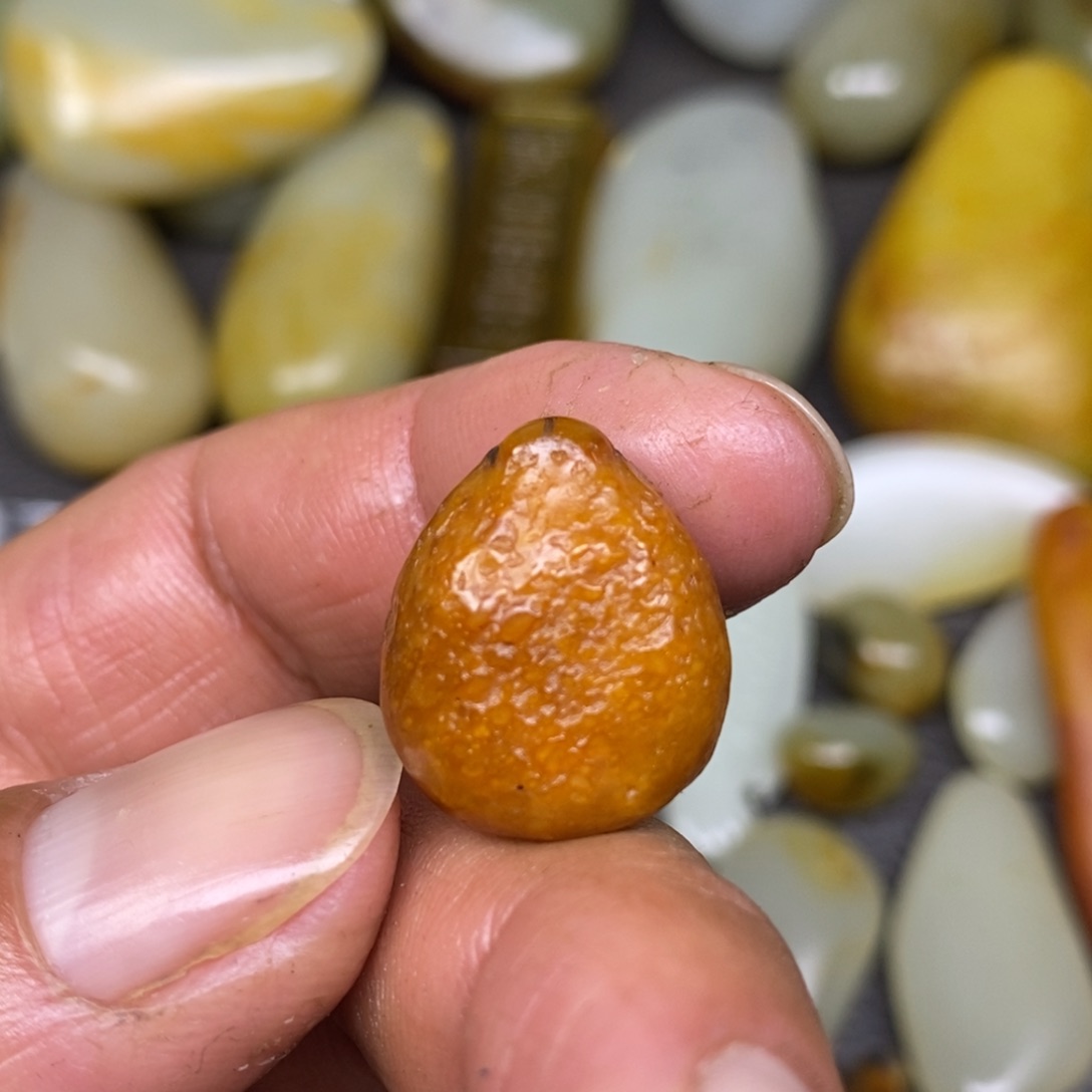 和田玉挂件未镶嵌金***生