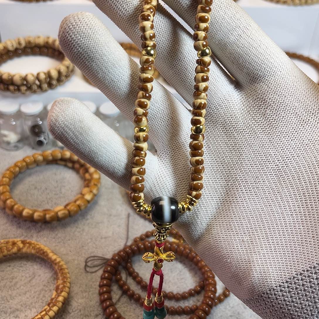 紫金鼠手串小花肠手持