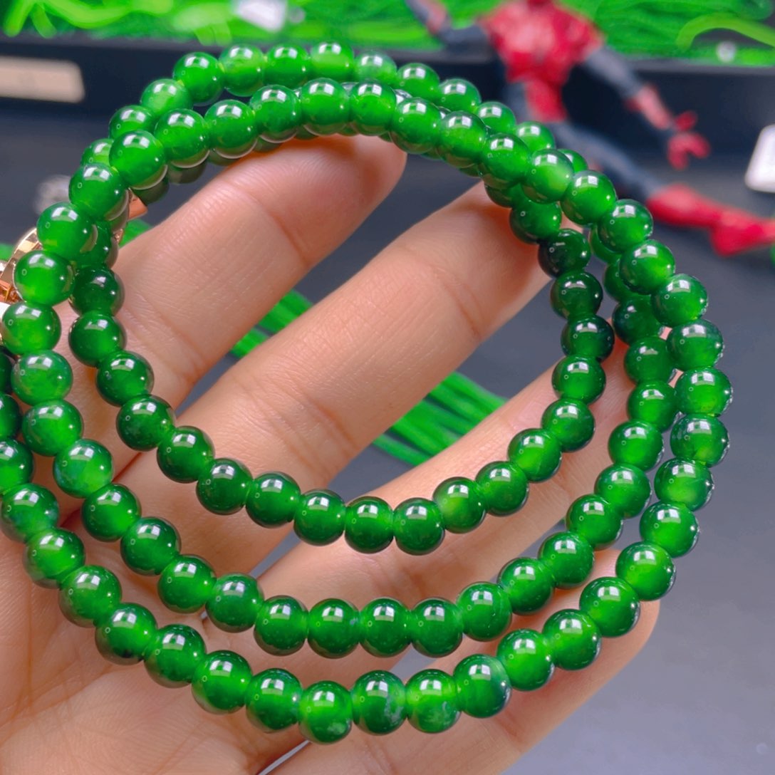 翡翠颈饰未镶嵌，1