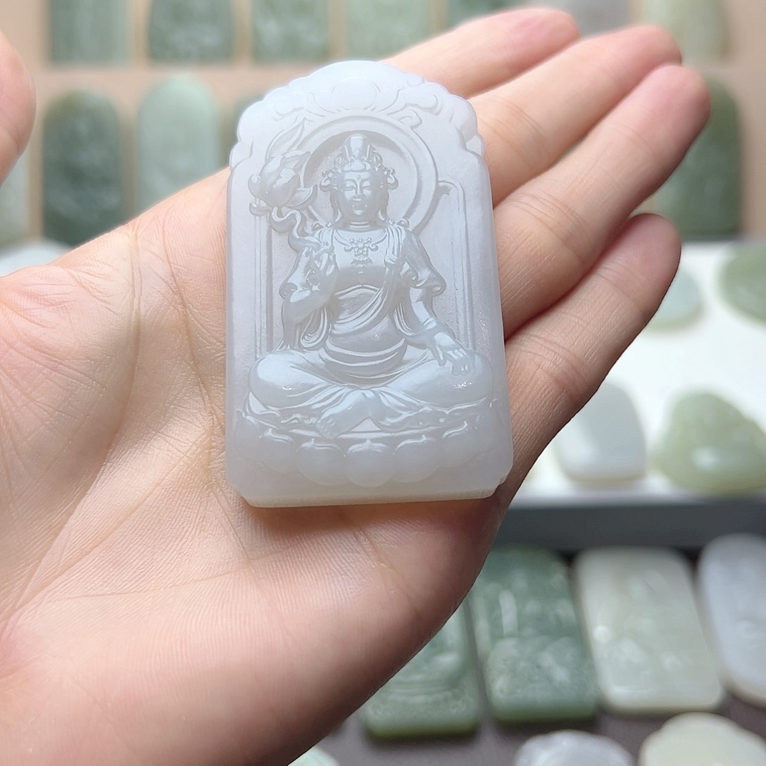 和田玉未镶嵌颈饰