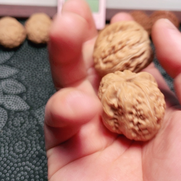 文玩核桃吊坠小***家平谷元宝