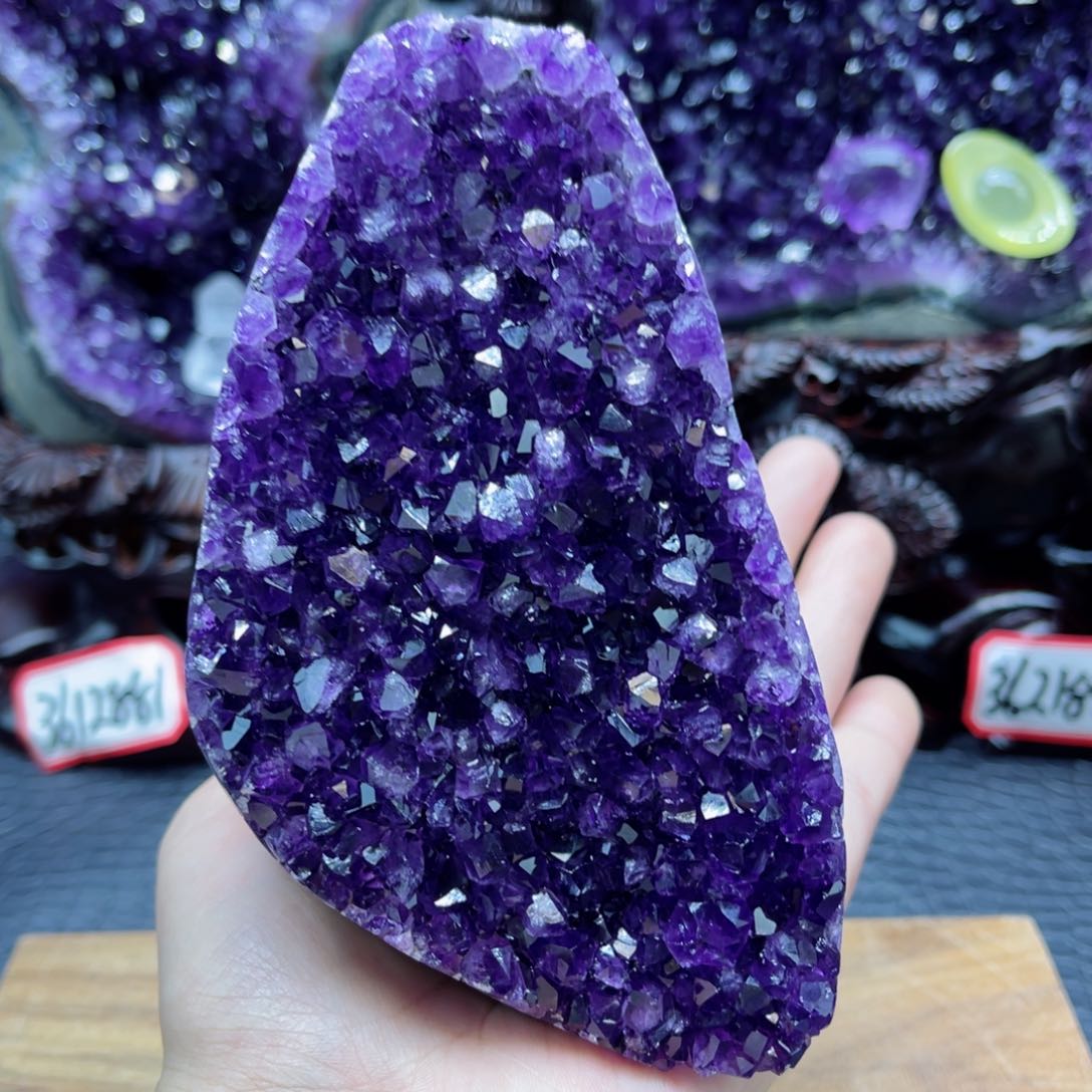 紫晶大型摆件（非配饰）未镶嵌