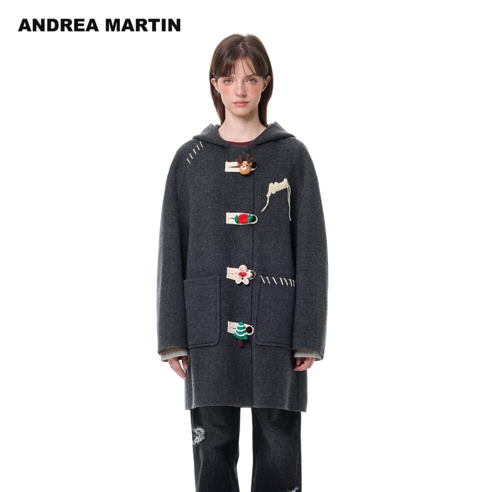 Andrea Martin25秋冬新款复古趣味装饰双面毛呢大衣女保暖外套