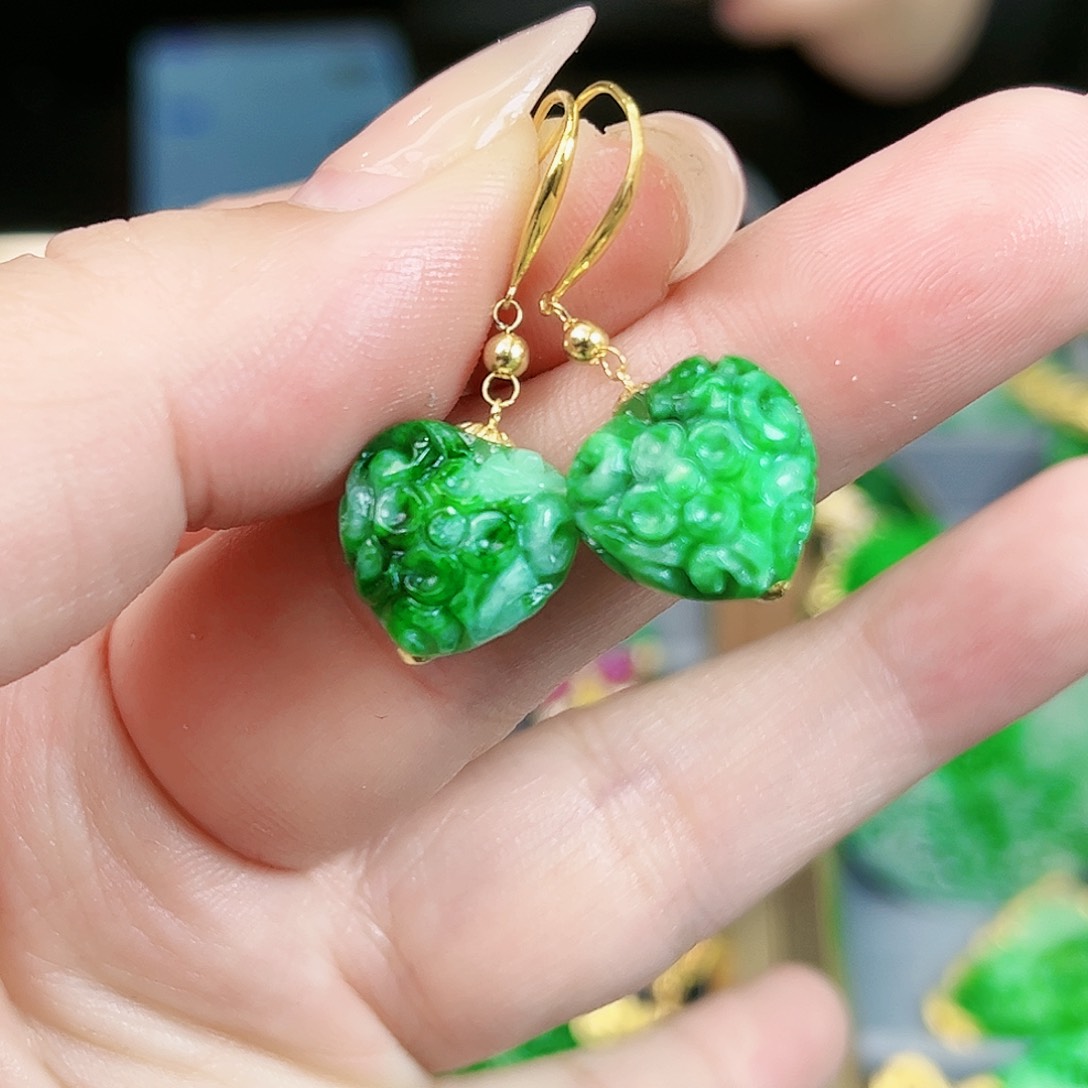 翡翠颈饰18K金镶嵌耳饰