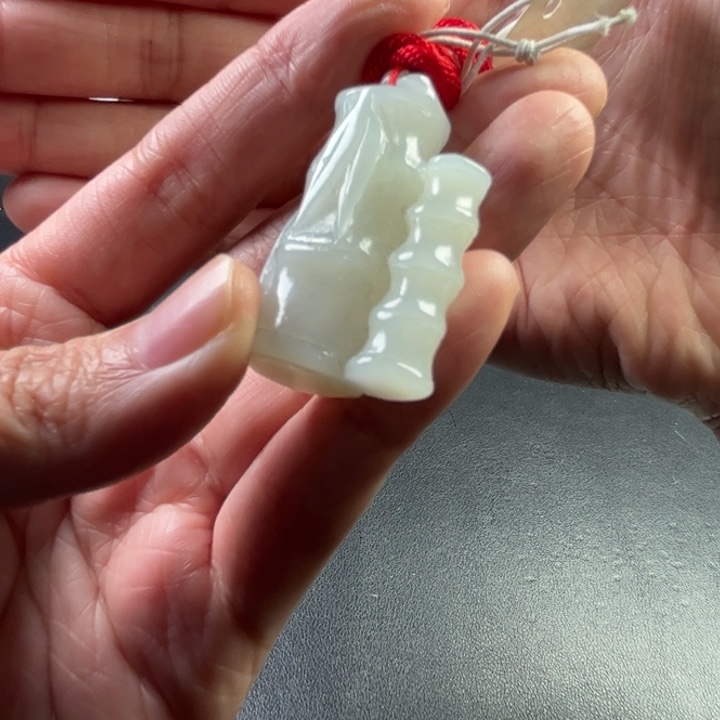 和田玉挂件未镶嵌缘**8