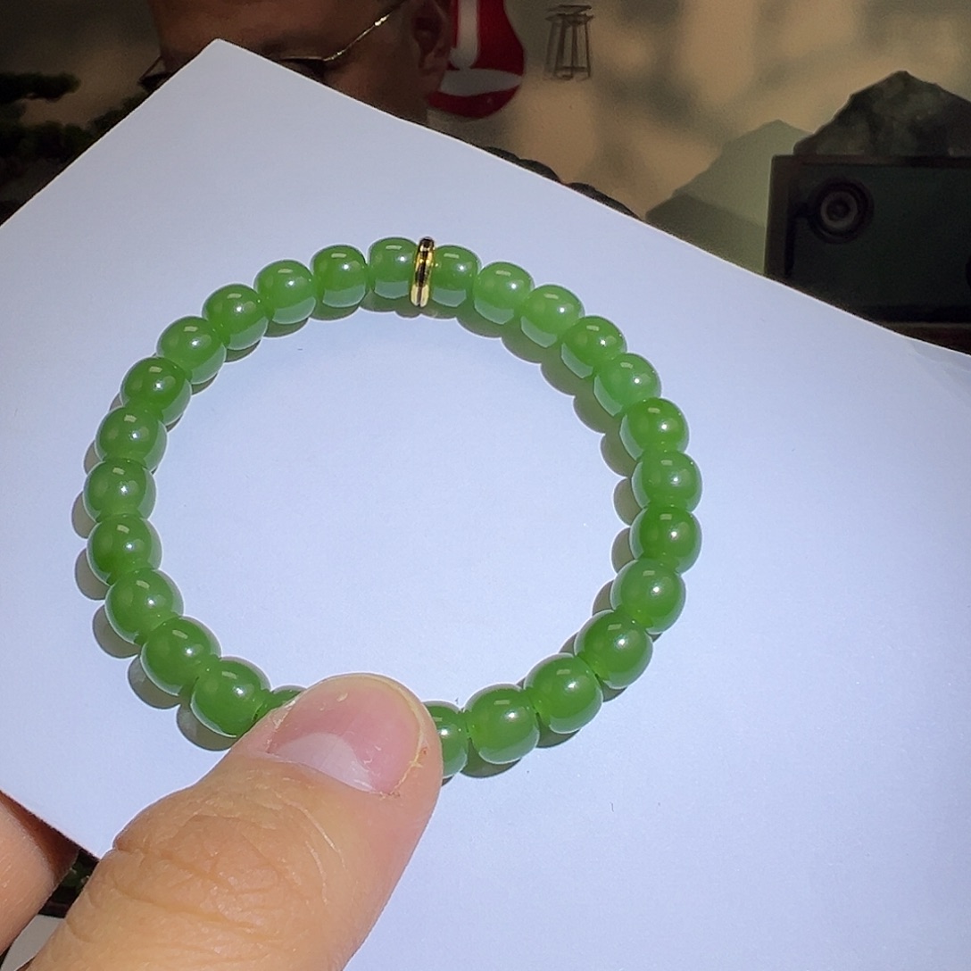 和田玉未镶嵌手链卡8mm苹果绿