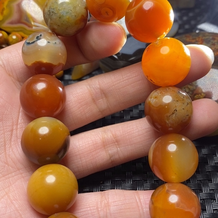 玛瑙/玉髓颈饰未镶嵌