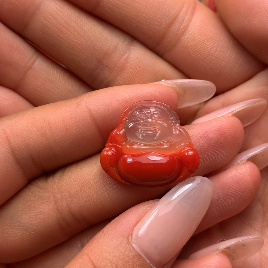 南红玛瑙佛未镶嵌微*?