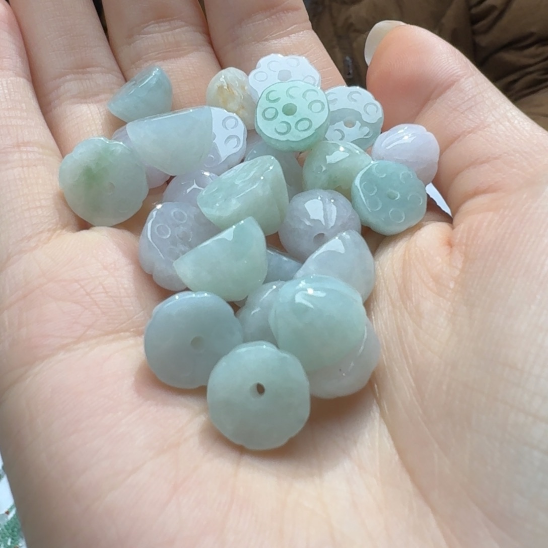 未镶嵌挂件翡翠福利1个，不包邮，拍一单邮费发货