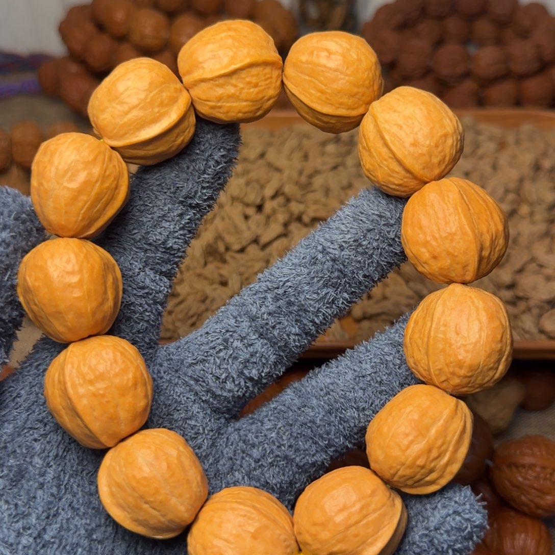 格***文玩核桃吊坠木鱼