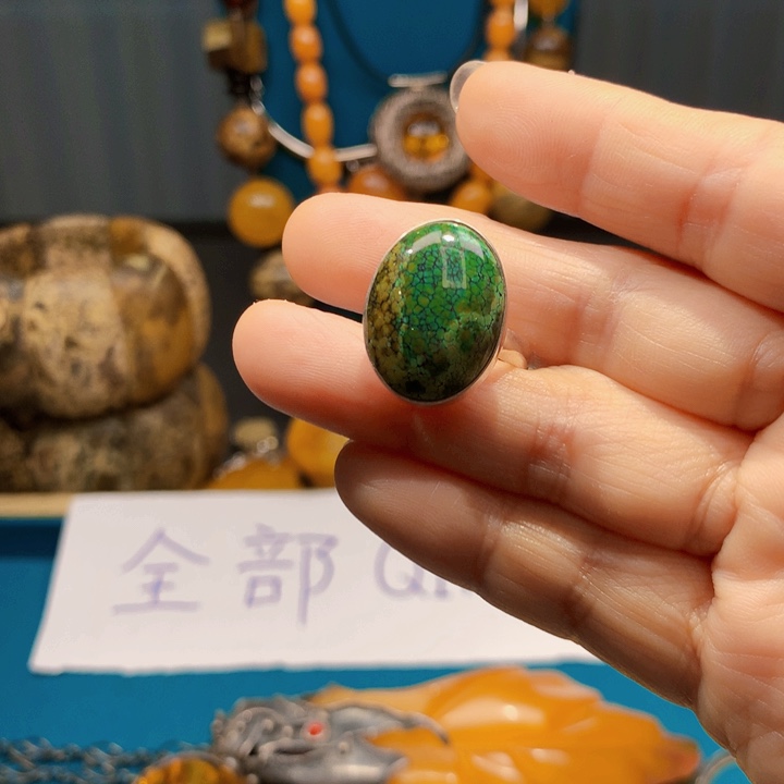 余****手链琥珀未镶嵌波兰设计款琥珀蜜蜡